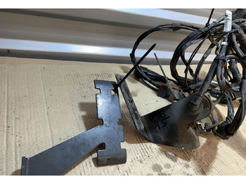 Cables/ Alambres para Camión DAF XF 106 2020457 DAF XF 106 truck: foto 2 Cables/ Alambres para Camión DAF XF 106 2020457 DAF XF 106 truck: foto 2