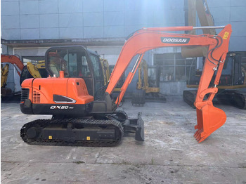Excavadora de cadenas DOOSAN DX55