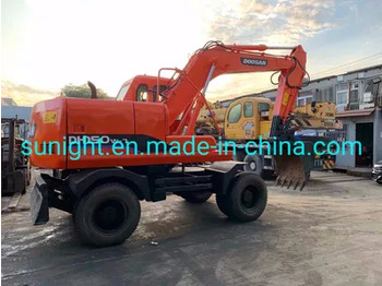 Excavadora de cadenas DOOSAN