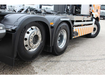 Camión multibasculante Mercedes-Benz eActros 300 L: foto 5