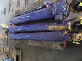 Cilindro hidráulico LIEBHERR