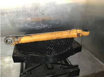 Cilindro hidráulico LIEBHERR