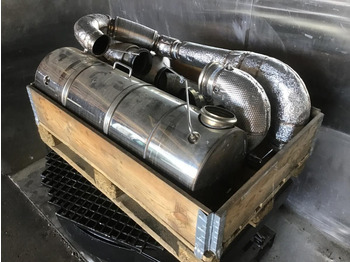 Silenciador/ Sistema de escape LIEBHERR