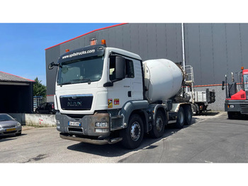 Camión hormigonera LIEBHERR