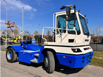 Tractor industrial TERBERG