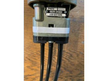 Palanca de cambio para Camión Mercedes Actros MP2 Handknorrbremse A 000 420 01 84: foto 3