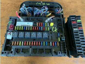 Fusible para Camión Mercedes Actros Sicherungskasten A 961 446 08 21: foto 1