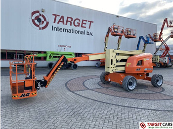 Plataforma articulada JLG