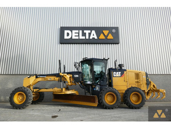 Grader CATERPILLAR 12M3