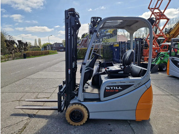 Carretilla elevadora eléctrica STILL RX20