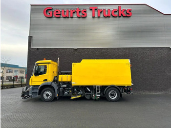 Barredora vial MERCEDES-BENZ Arocs