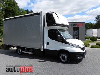 Furgoneta con lona IVECO Daily 35s18