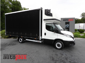 Furgoneta con lona IVECO Daily 35s18