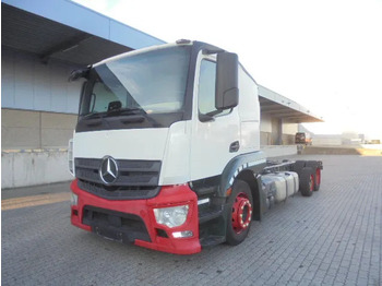 Camión portavehículos MERCEDES-BENZ Actros