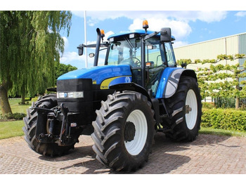 Tractor NEW HOLLAND TM