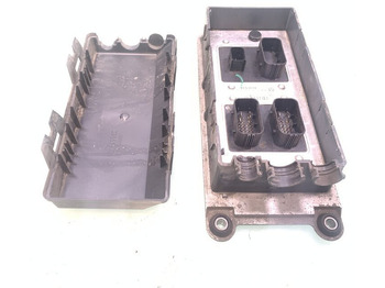 Piezas de recambio RENAULT T