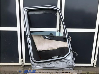 Puerta y piezas para Camión Volvo FH4 Portier Links Volvo 82183078: foto 2 Puerta y piezas para Camión Volvo FH4 Portier Links Volvo 82183078: foto 2
