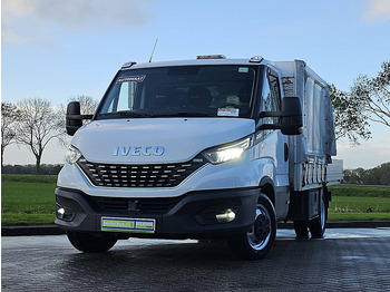 Furgoneta caja abierta IVECO Daily 35c18