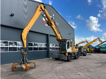 Manipulador de materiales LIEBHERR A 924