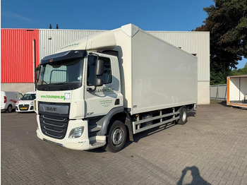 Camión caja cerrada DAF CF