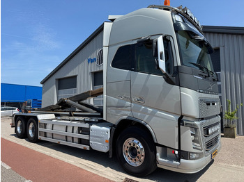 Camión multibasculante VOLVO FH16 750