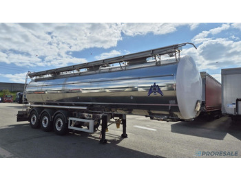 Semirremolque cisterna