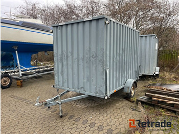 Remolque caja cerrada VARIANT