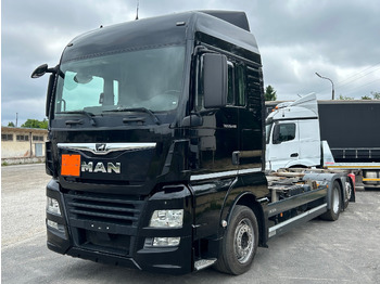 Camión chasis MAN TGX 26.460