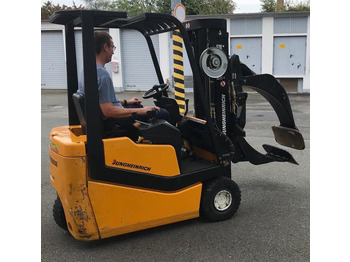 Leasing de  Three-wheel electric front loader Jungheinrich EFG DF 15 with duplex mast and Meyer roller clamp Three-wheel electric front loader Jungheinrich EFG DF 15 with duplex mast and Meyer roller clamp: foto 5 Leasing de  Three-wheel electric front loader Jungheinrich EFG DF 15 with duplex mast and Meyer roller clamp Three-wheel electric front loader Jungheinrich EFG DF 15 with duplex mast and Meyer roller clamp: foto 5