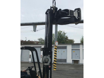 Leasing de  Three-wheel electric front loader Jungheinrich EFG DF 15 with duplex mast and Meyer roller clamp Three-wheel electric front loader Jungheinrich EFG DF 15 with duplex mast and Meyer roller clamp: foto 3 Leasing de  Three-wheel electric front loader Jungheinrich EFG DF 15 with duplex mast and Meyer roller clamp Three-wheel electric front loader Jungheinrich EFG DF 15 with duplex mast and Meyer roller clamp: foto 3
