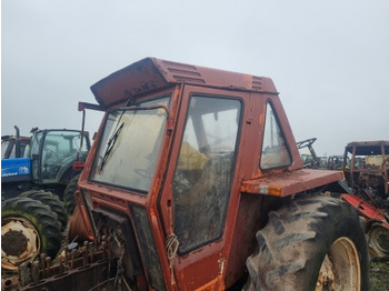 Cabina Fiat 580, 680, 780, 880, 980 Complete Cab, Narrow 5108813 Sold, Sold, Sold: foto 5 Cabina Fiat 580, 680, 780, 880, 980 Complete Cab, Narrow 5108813 Sold, Sold, Sold: foto 5