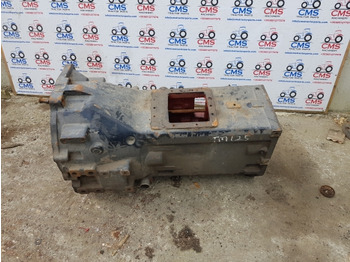 Caja de cambios New Holland Tm125, Tm, Mxm Transmission Gearbox Housing  47125544, 471255449: foto 2