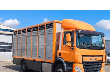 Camión transporte de ganado DAF CF 400