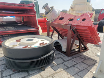 Trituradora de mandíbula nuevo Kinglink PE3042 Granite Jaw Crusher for Nigeria Quarry: foto 2