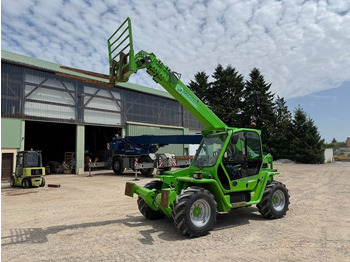 Manipulador telescópico MERLO