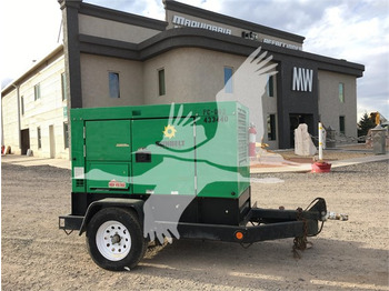 Generador industriale 2011 MULTIQUIP WHISPERWATT DCA10SPXU4C 15572: foto 1