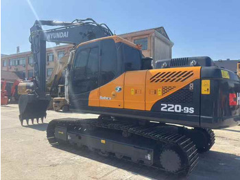 Excavadora Used Good Quality Excavator Korea Hyundai 225LC-9T 225Lc-7 220LC-9S 150Lc-7 Good Quality for Sale at Low Price: foto 4 Excavadora Used Good Quality Excavator Korea Hyundai 225LC-9T 225Lc-7 220LC-9S 150Lc-7 Good Quality for Sale at Low Price: foto 4