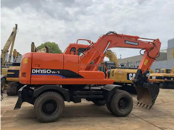 Excavadora de cadenas Wheel digging excavator Used DOOSAN150W DH150W DH150W-7 / second-hand KOREA engine DOOSAN DH 150 150W-7 DOOSAN150: foto 5