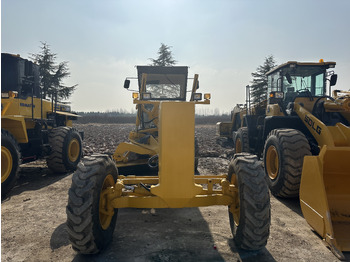 Grader KOMATSU