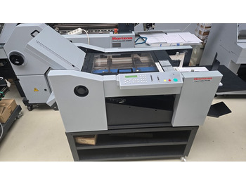 Plegadora de papel HORIZON