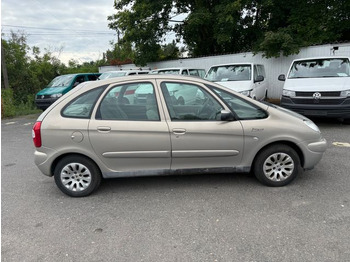 Sedan Citroën Xsara Picasso 1.8 16V Exclusive: foto 3