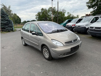 Sedan Citroën Xsara Picasso 1.8 16V Exclusive: foto 2