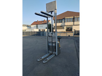 Apilador Jungheinrich EJC 112z/ remote control/ acid protect/ initial/ 511h: foto 5