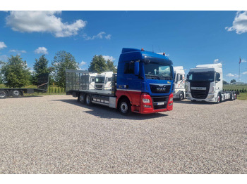 Camión portavehículos MAN TGX 26.440