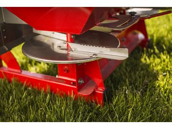 Leasing de WOPROL Düngerstreuer / Fertilizer spreader / Epandeur d'engrais / Rozsiewacz nawozów 600 kg WOPROL Düngerstreuer / Fertilizer spreader / Epandeur d'engrais / Rozsiewacz nawozów 600 kg: foto 3 Leasing de WOPROL Düngerstreuer / Fertilizer spreader / Epandeur d'engrais / Rozsiewacz nawozów 600 kg WOPROL Düngerstreuer / Fertilizer spreader / Epandeur d'engrais / Rozsiewacz nawozów 600 kg: foto 3