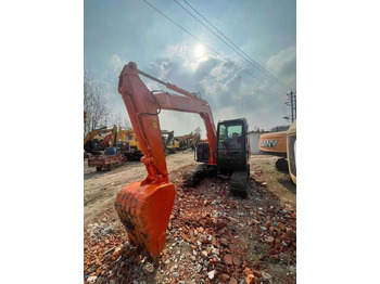 Excavadora de cadenas Hitachi ZX70: foto 4
