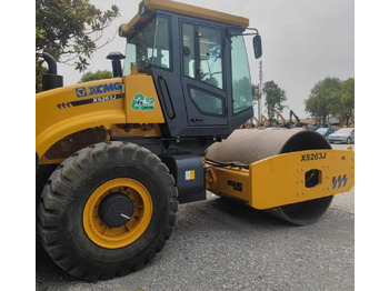 Compactador XCMG XS263J
