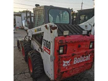 Minicargadora BOBCAT S160