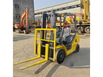 Leasing de KOMATSU FD30 KOMATSU FD30: foto 1