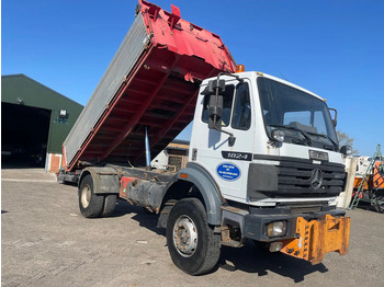 Camión volquete MERCEDES-BENZ SK 1824